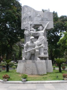 hanoi statue